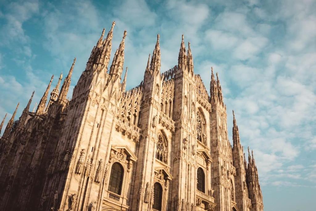 Linate Airport Elegant Suite,Tram 1 Minute Away Milan Extérieur photo